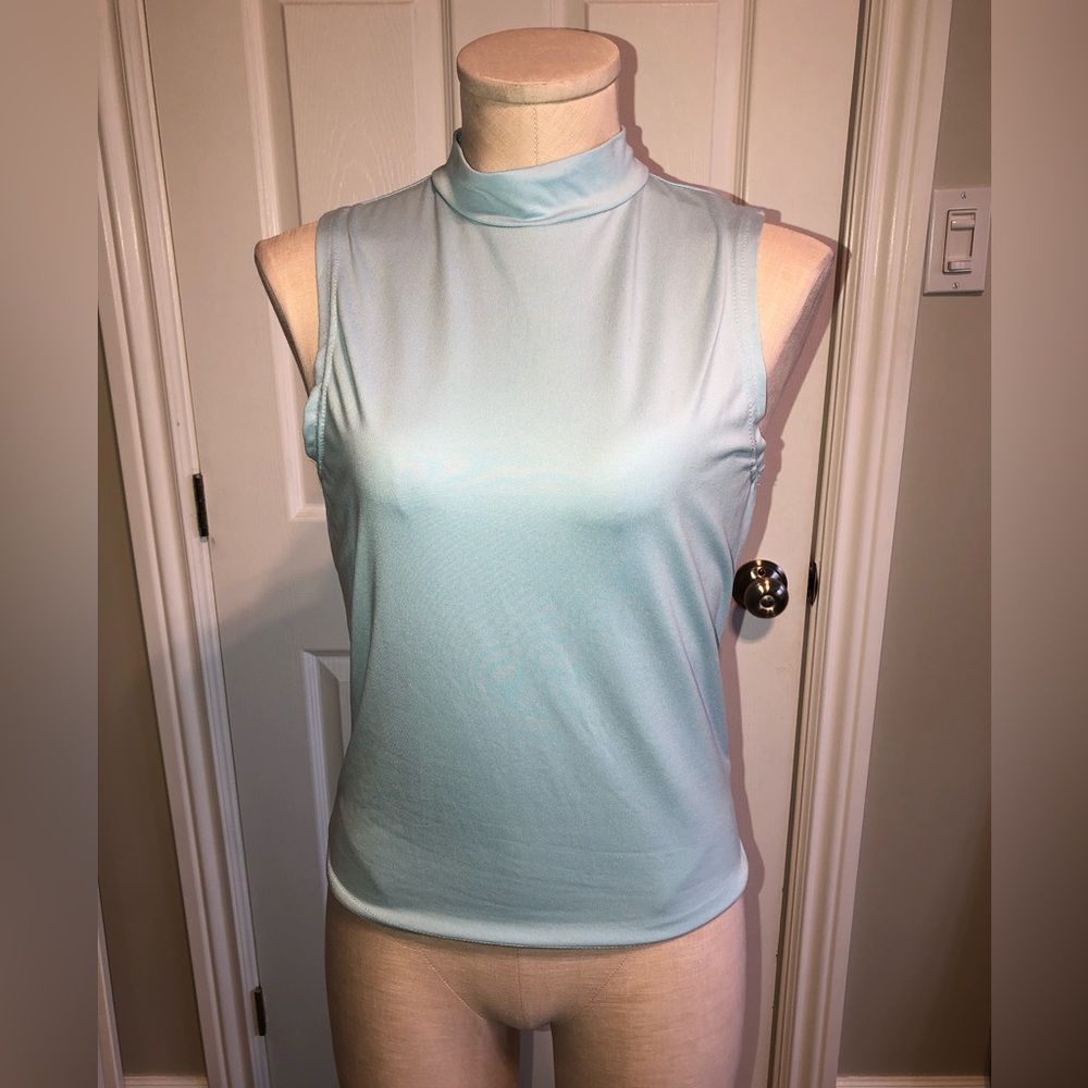 3/$20 Olivia Rae sleeveless top